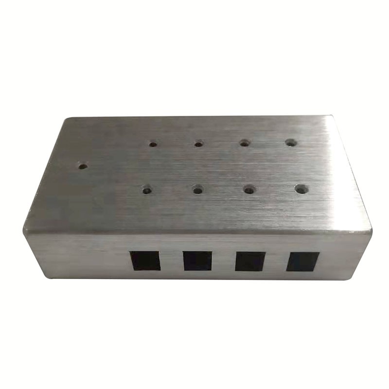 鋅合金壓鑄廠家如何預(yù)防產(chǎn)品多肉或者帶肉缺陷？